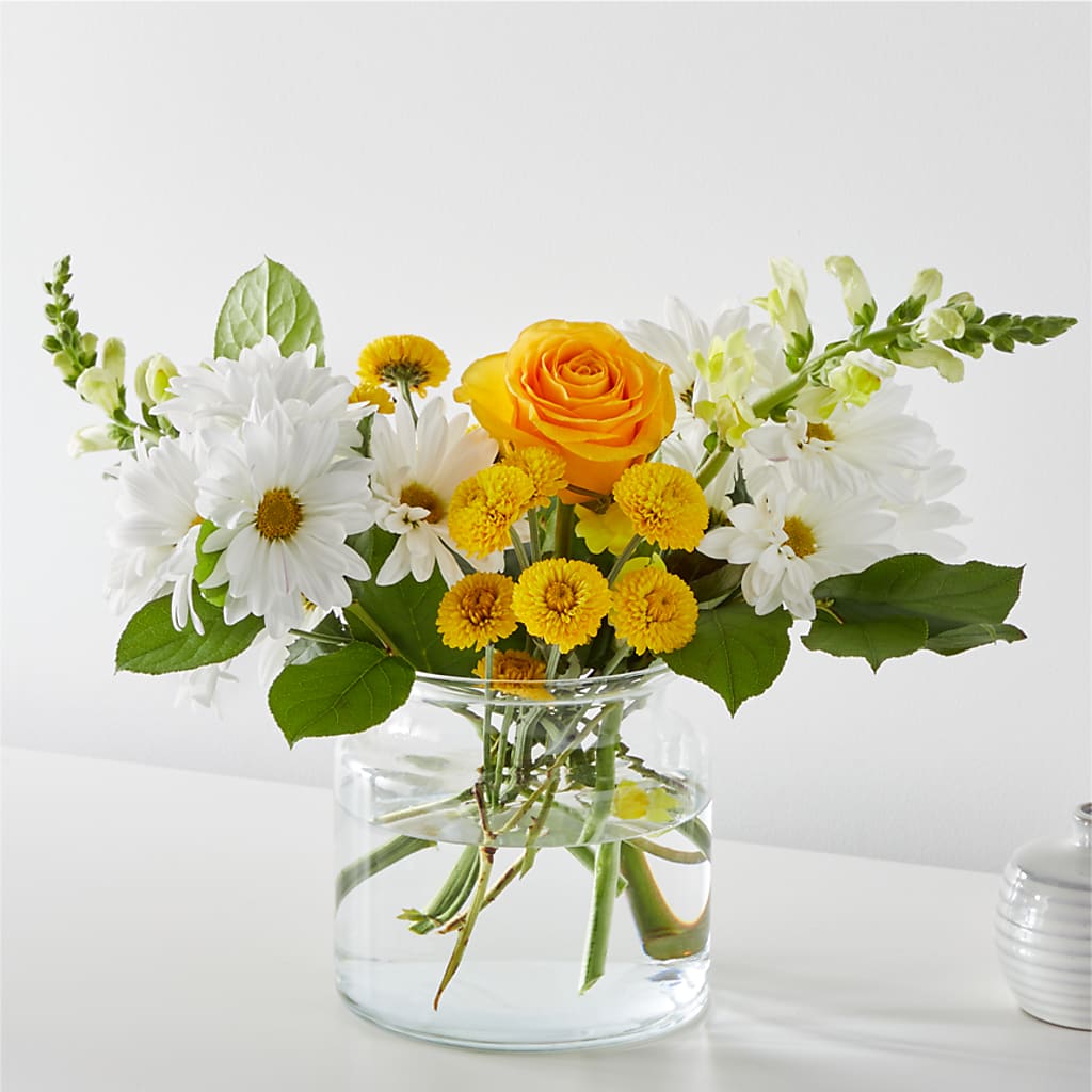 Sun Salutation Bouquet – My Touch Flowers, Watsonville CA
