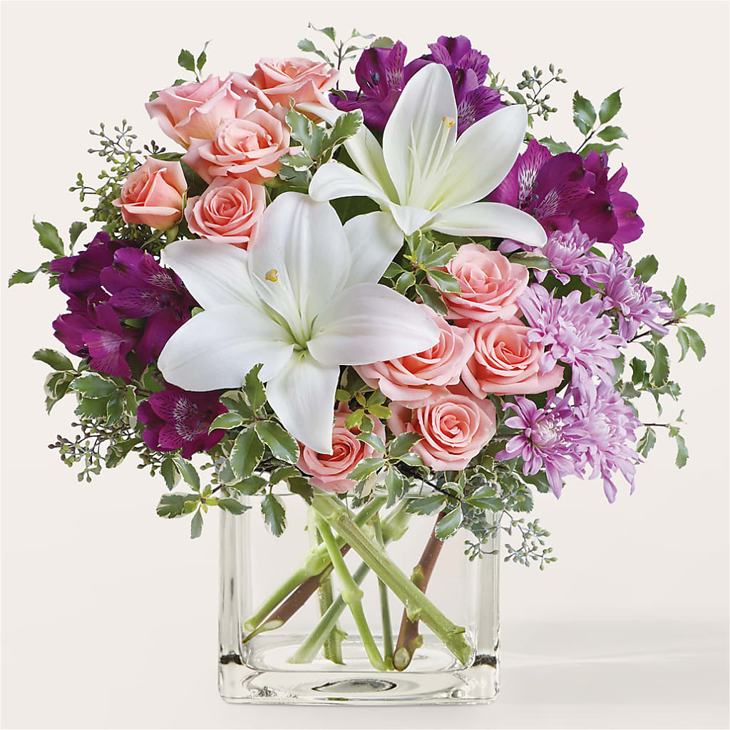 Mani Pedi Bouquet – My Touch Flowers, Watsonville CA