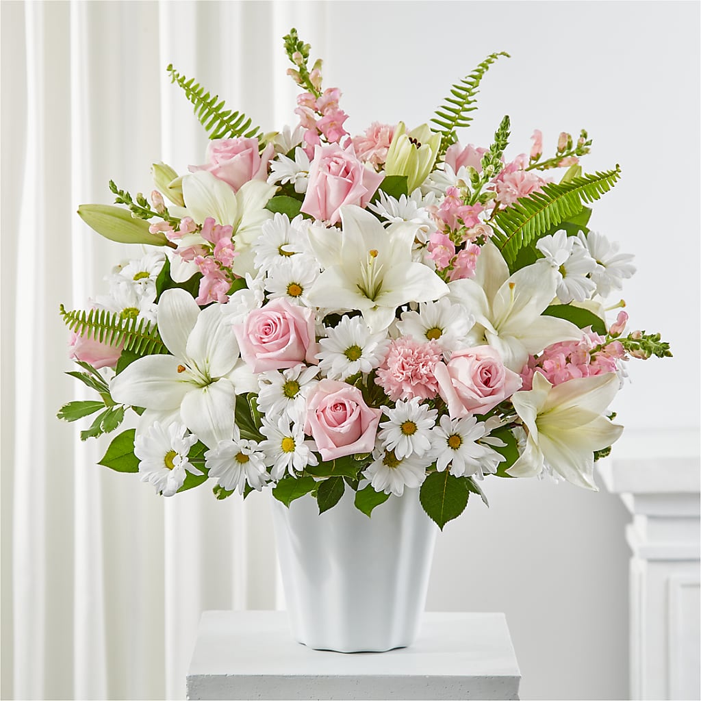 Soft Touch Tabletop Basket – My Touch Flowers, Watsonville CA