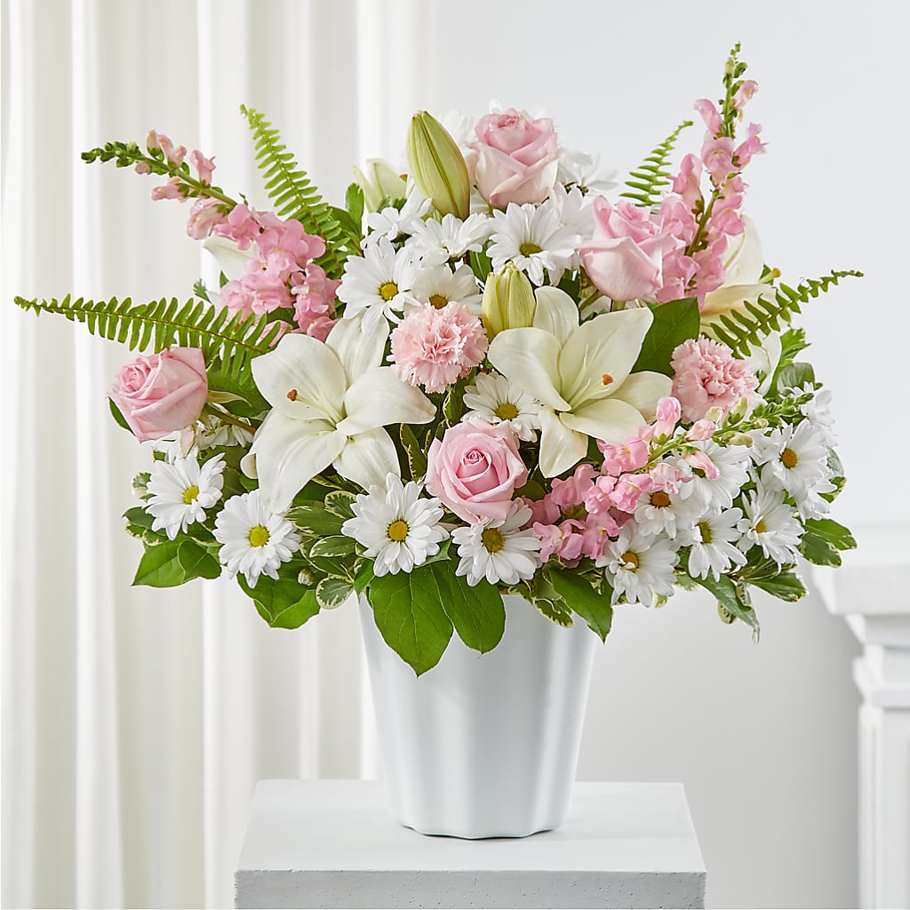 Soft Touch Tabletop Basket – My Touch Flowers, Watsonville CA