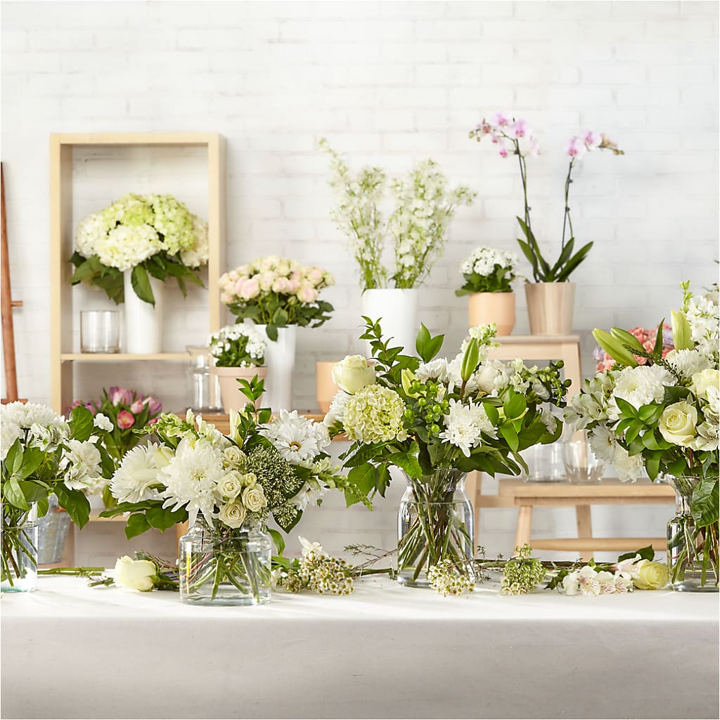 Classic Ivory – A Florist Original – My Touch Flowers, Watsonville CA
