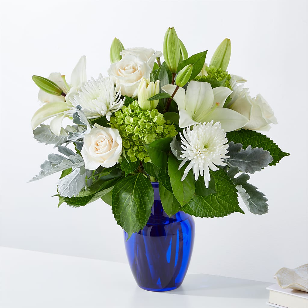 Snowy Dreams Bouquet – My Touch Flowers, Watsonville CA