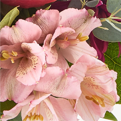 Berry Cobbler Bouquet –  My Touch Flowers, Watsonville CA